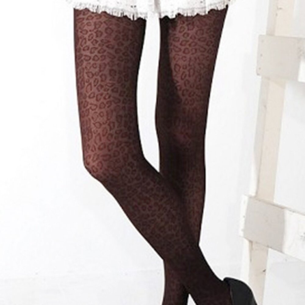 Pantyhose made for petite ladies - NEW! Leopard Print in Brown